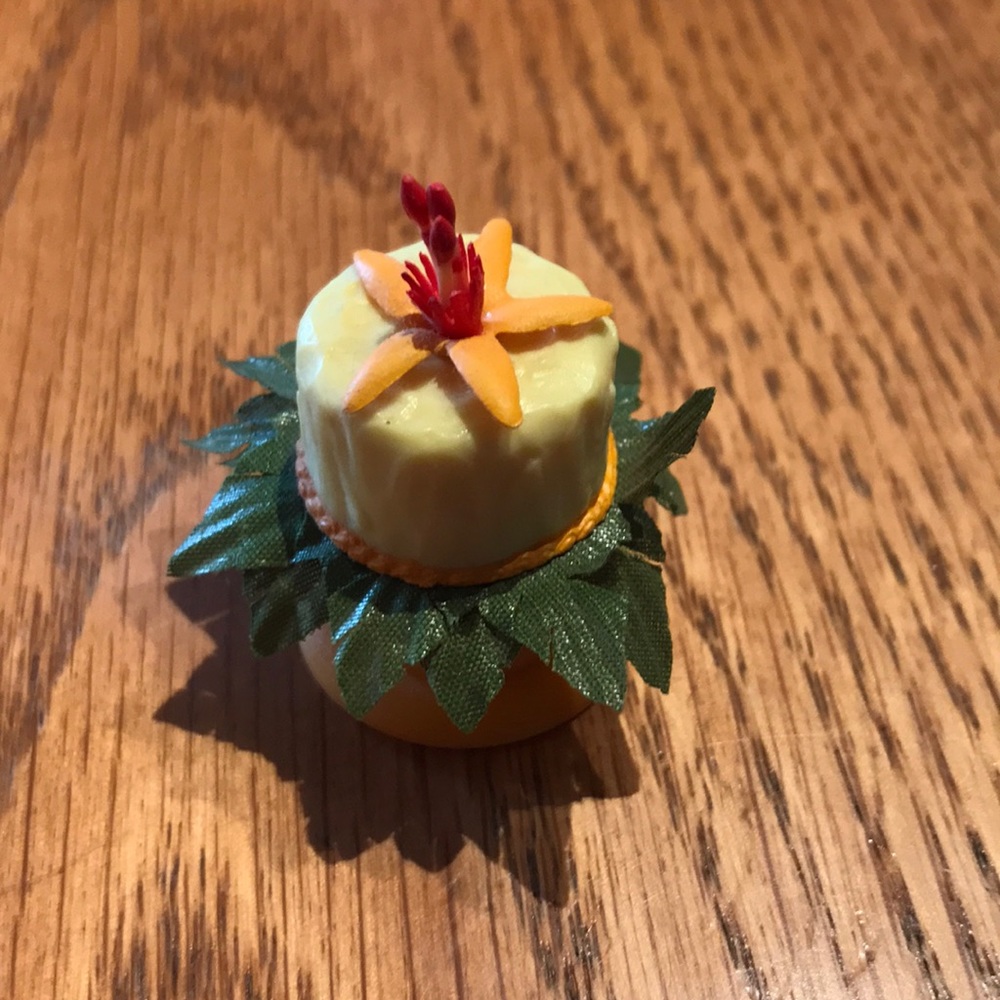 American Girl AG Mini Illuma Tiki Room pieces